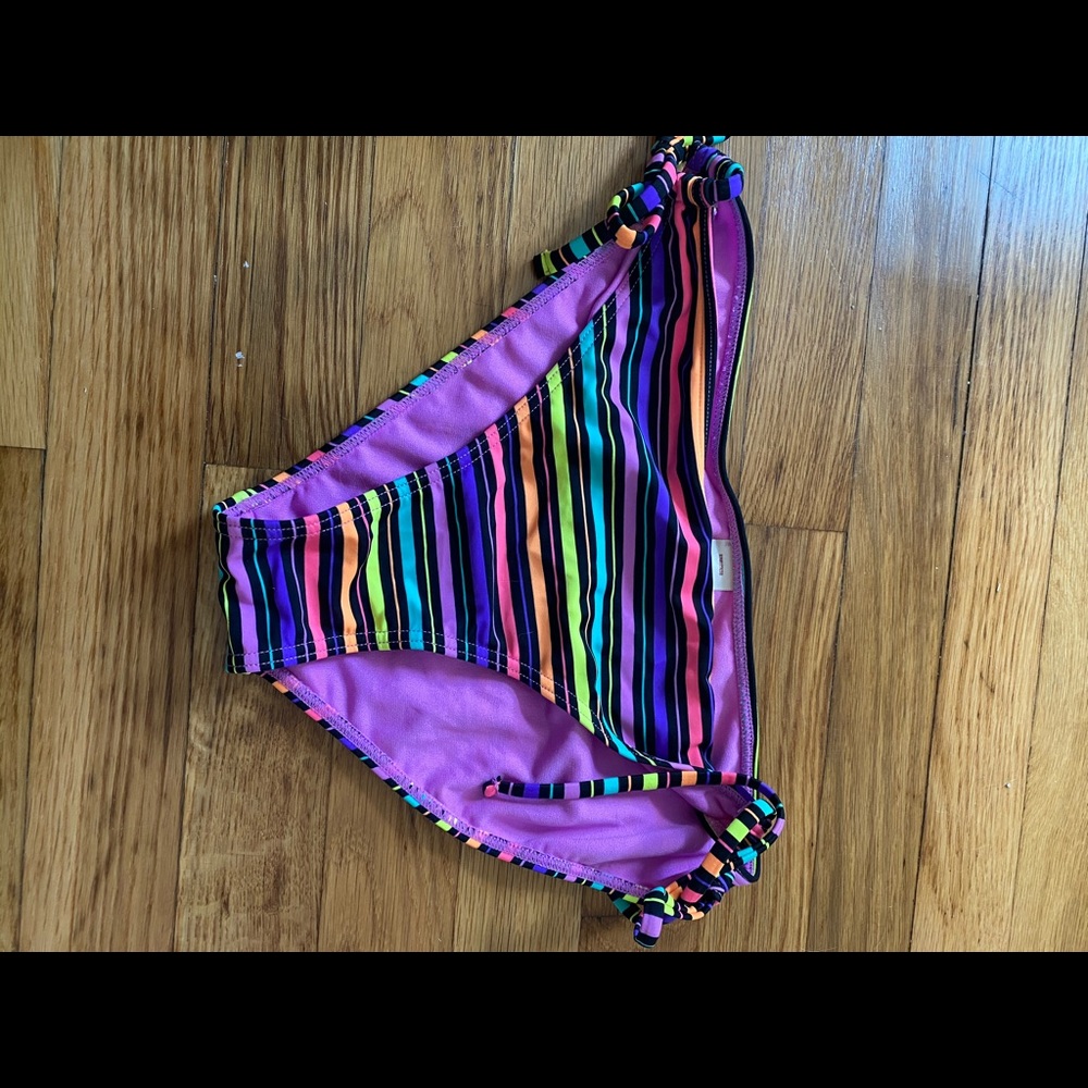Bikini bottoms
